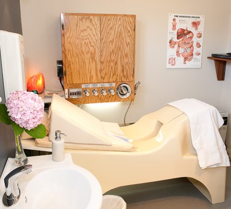 Brooklyn colonic treatment room — closed colon hydrotherapy system at Five Star Colonic Staten Island NY serving Brooklyn clients